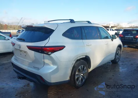 2022 Toyota Highlander Xle из США, поврежденный, VIN 5TDGZRBH7NS173384